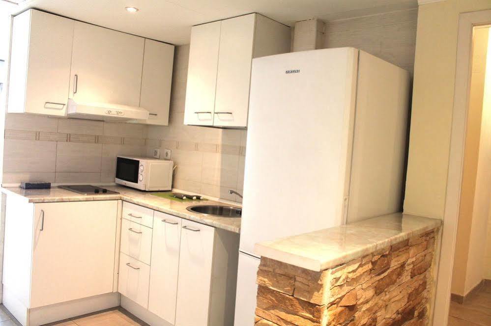 Apartamentos Rialto Madrid Exteriör bild
