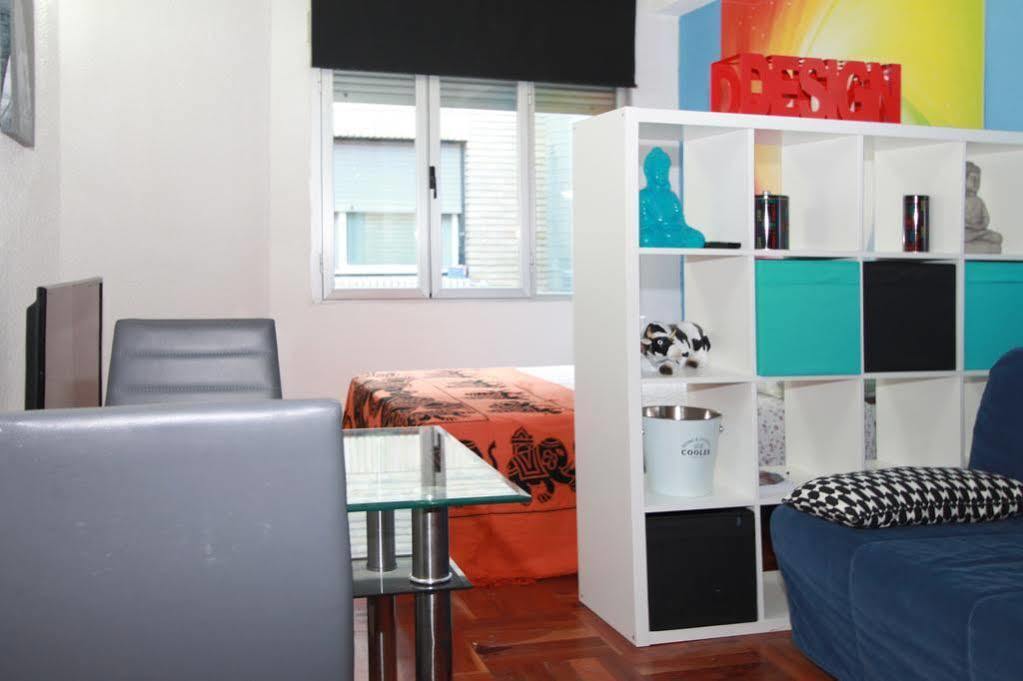 Apartamentos Rialto Madrid Exteriör bild