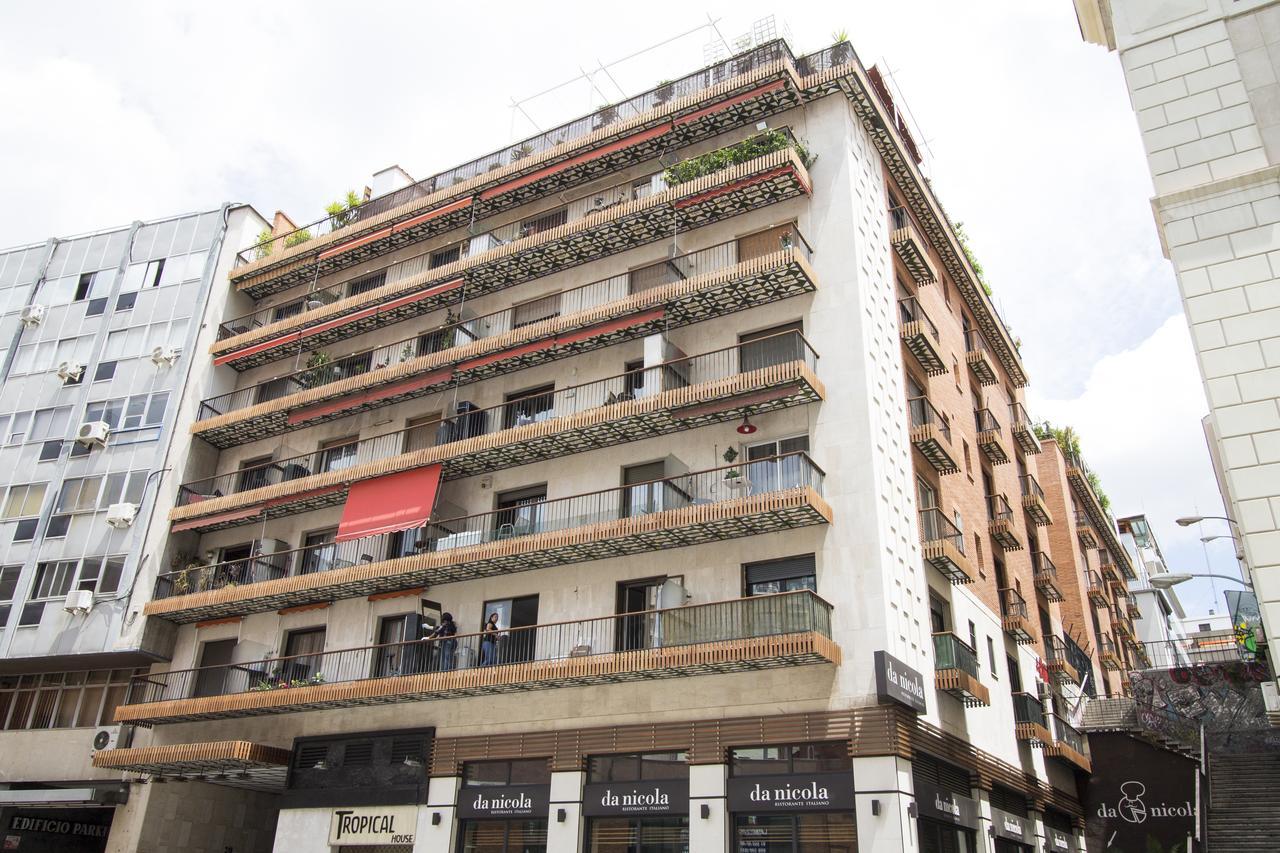 Apartamentos Rialto Madrid Exteriör bild